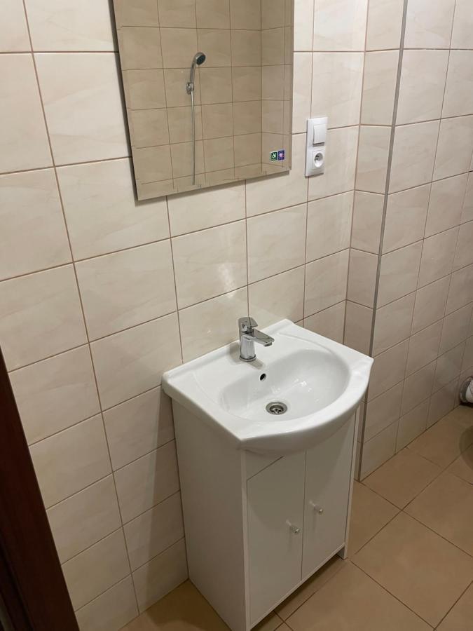 Apartament Puscha Келце Екстериор снимка